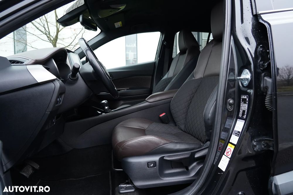 Toyota C-HR Hybrid Team Deutschland - 13