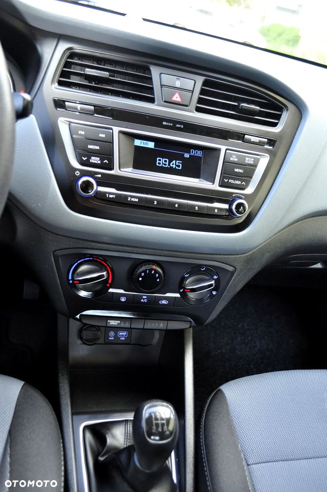 Hyundai i20 1.2 Classic - 22
