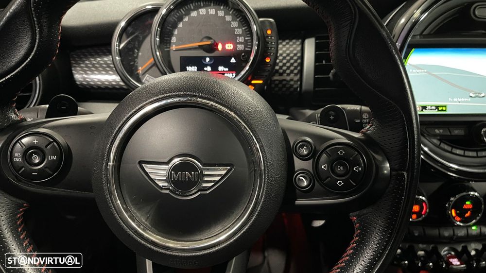 MINI 3 Portas Cooper SD Auto - 24