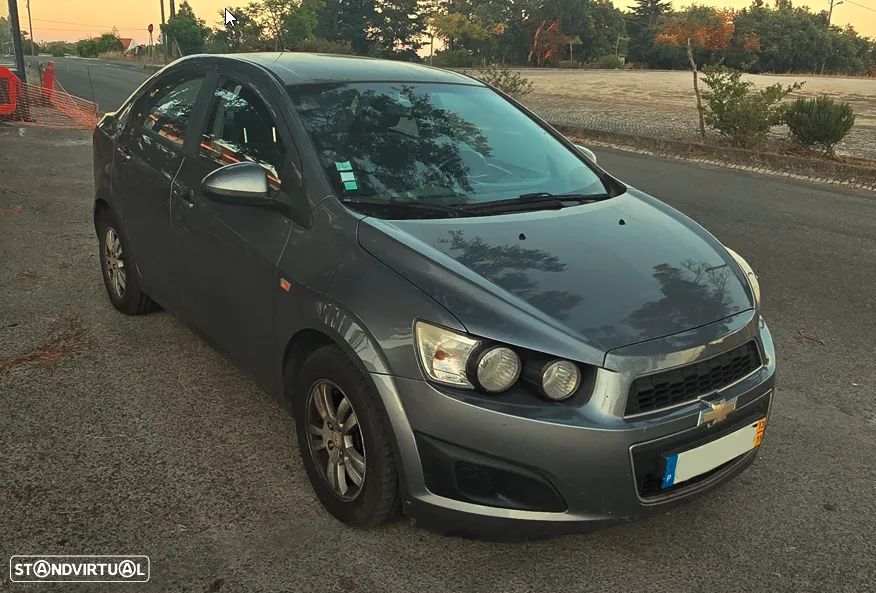 Chevrolet Aveo 1.2 LT Bi-Fuel - 1