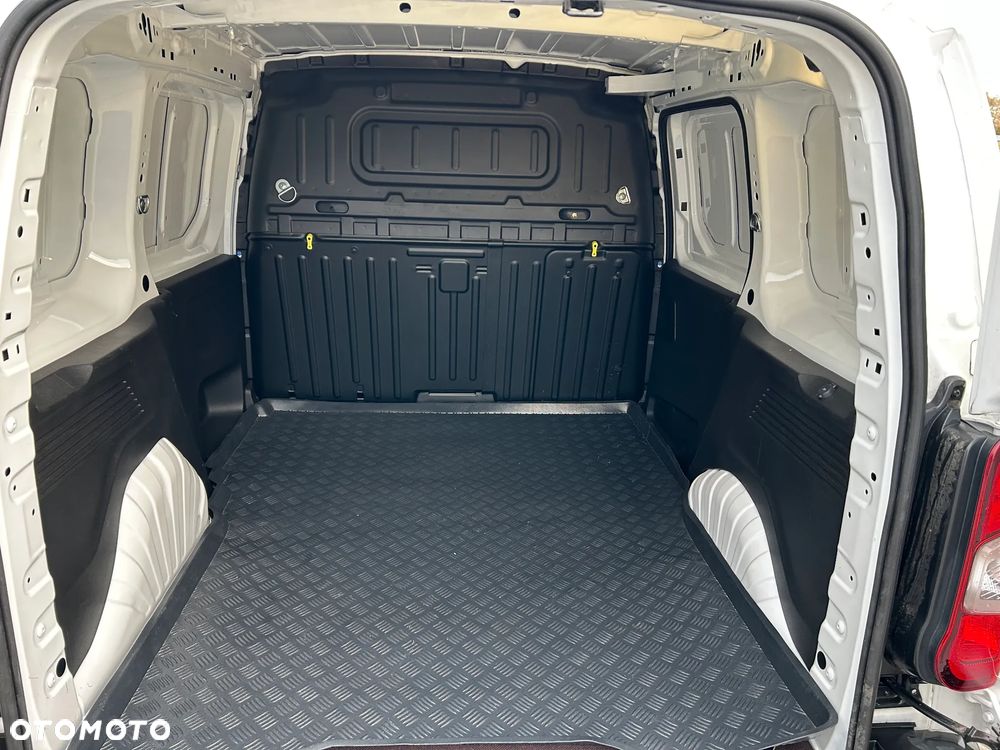 Citroën BERLINGO - 14