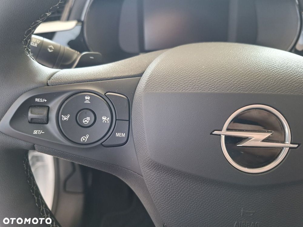 Opel Corsa - 27