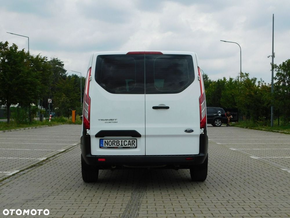 Ford Transit Custom - 14