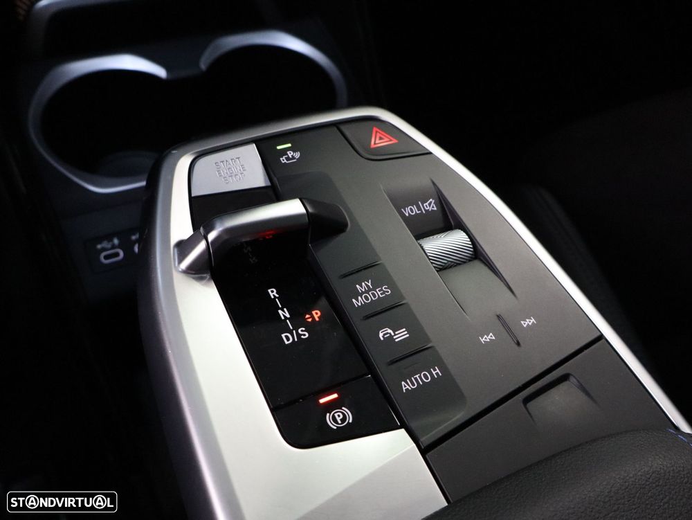 BMW X1 xDrive25e Pack Desportivo M - 17