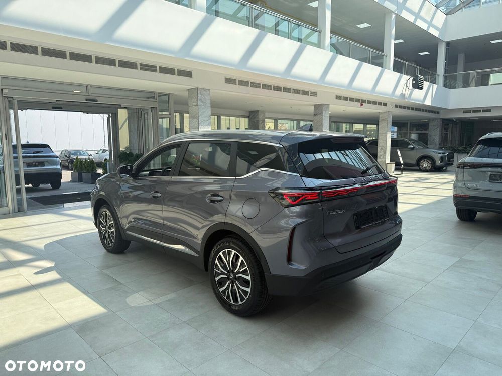 Chery Tiggo 7 1.5 HEV Premium DCT - 23