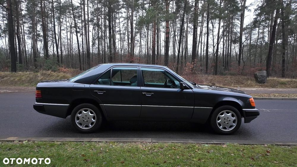 Mercedes-Benz Klasa E - 6