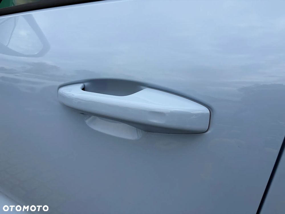Volvo XC 40 B3 Core - 8