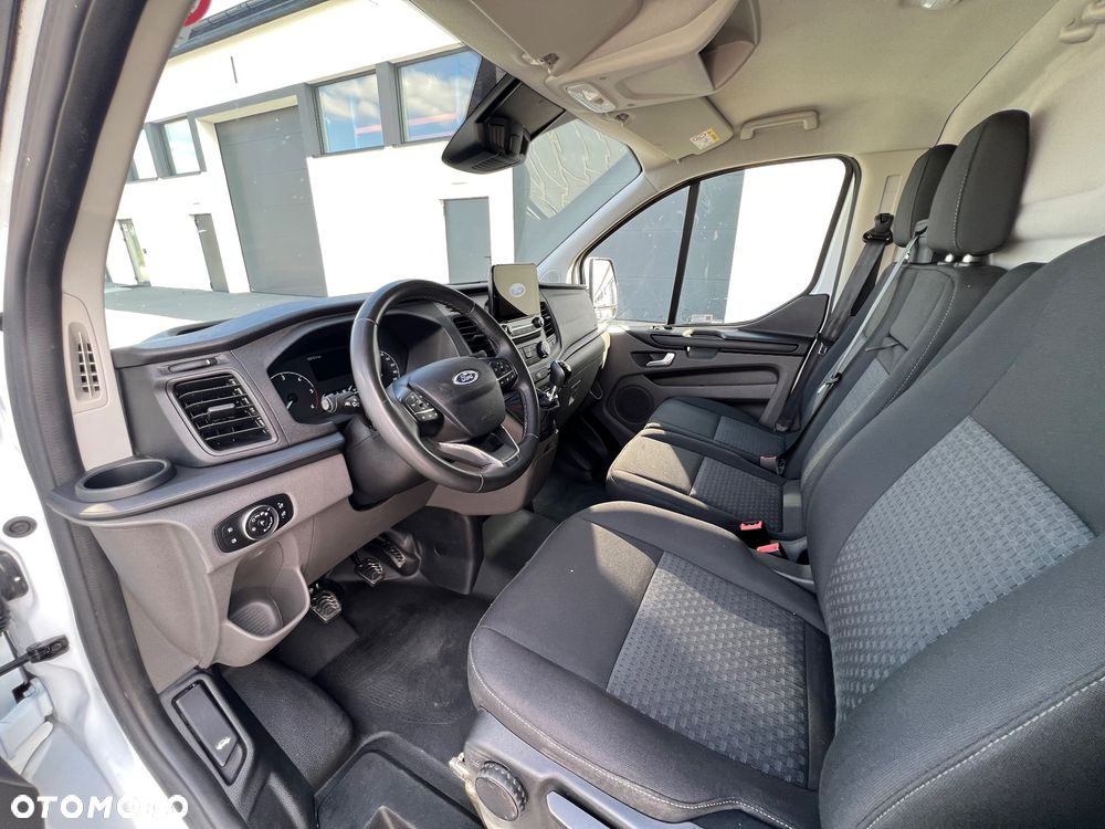 Ford Transit Custom L2H2 - 33