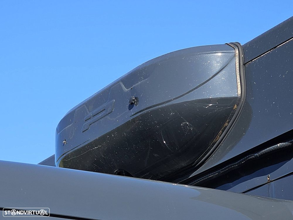 Volvo FL 240.12 11990 560TONELADAS COM PLATAFORMA CAIXA - 9