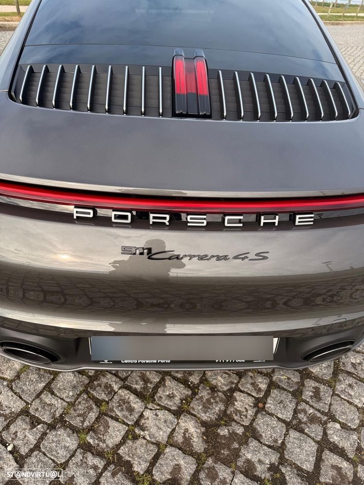 Porsche 911 Série F - 15