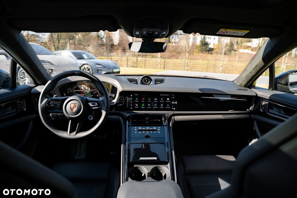 Porsche Panamera - 14