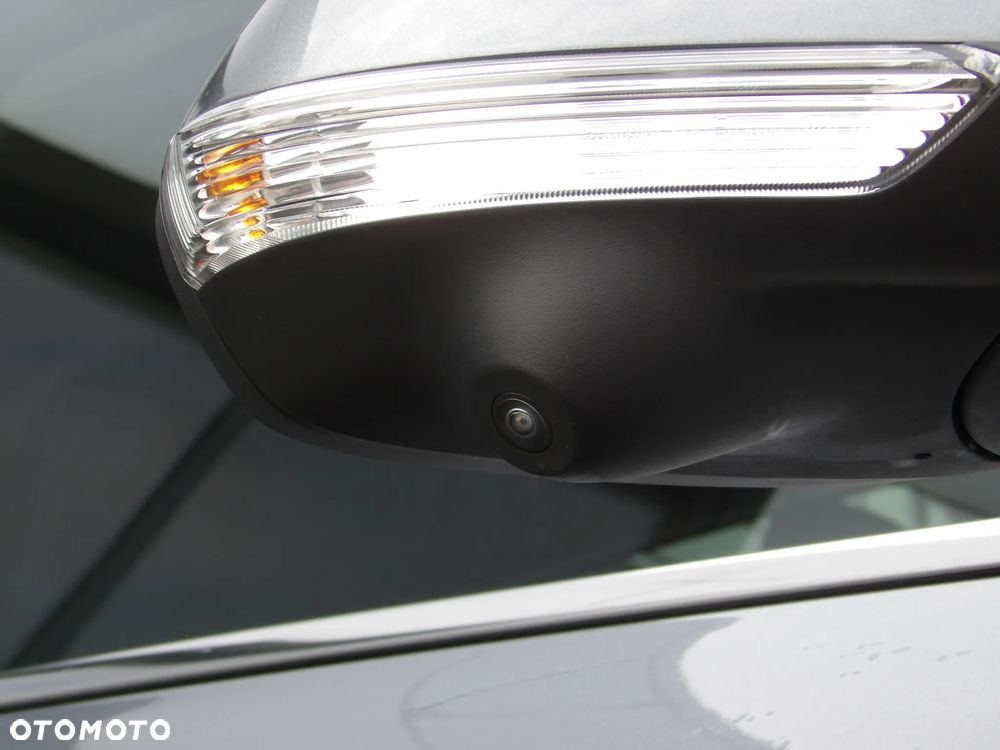 MG ZS 1.5 Excite - 10