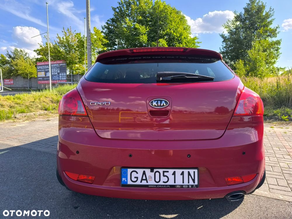 Kia ProCeed - 7