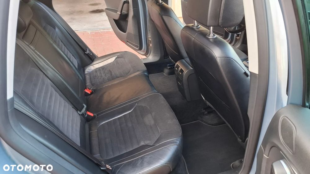 Volkswagen Passat 2.0 TDI Highline DSG - 21