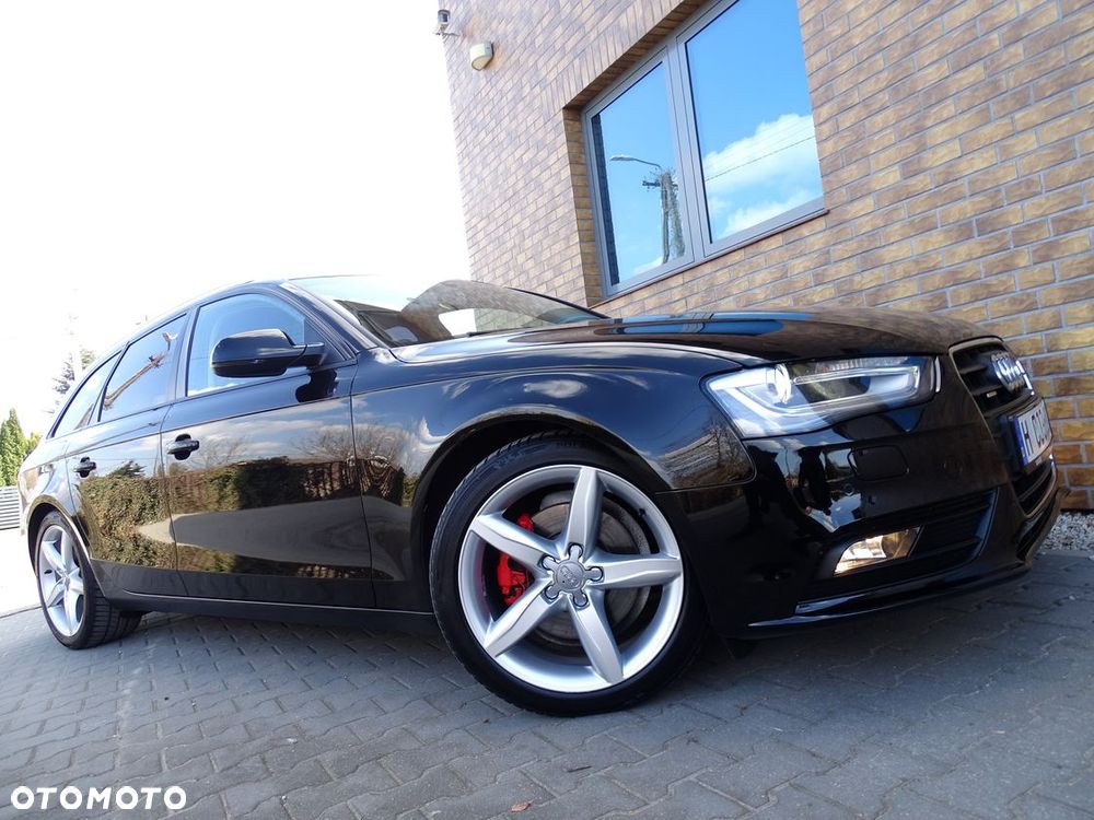 Audi A4 Avant 2.0 TDI S tronic quattro - 12