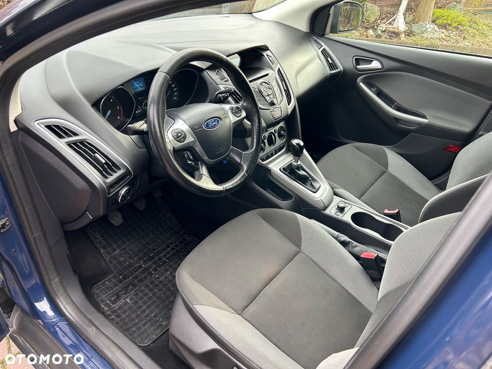 Ford Focus - 23