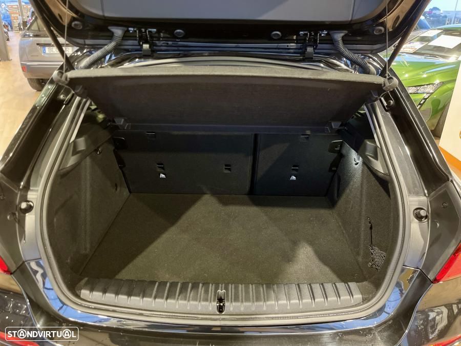 BMW 116 d Pack Essence - 34