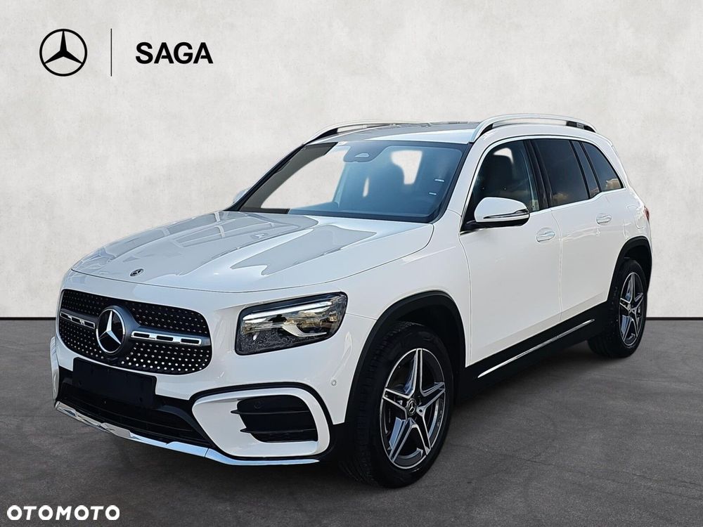Mercedes-Benz GLB - 1