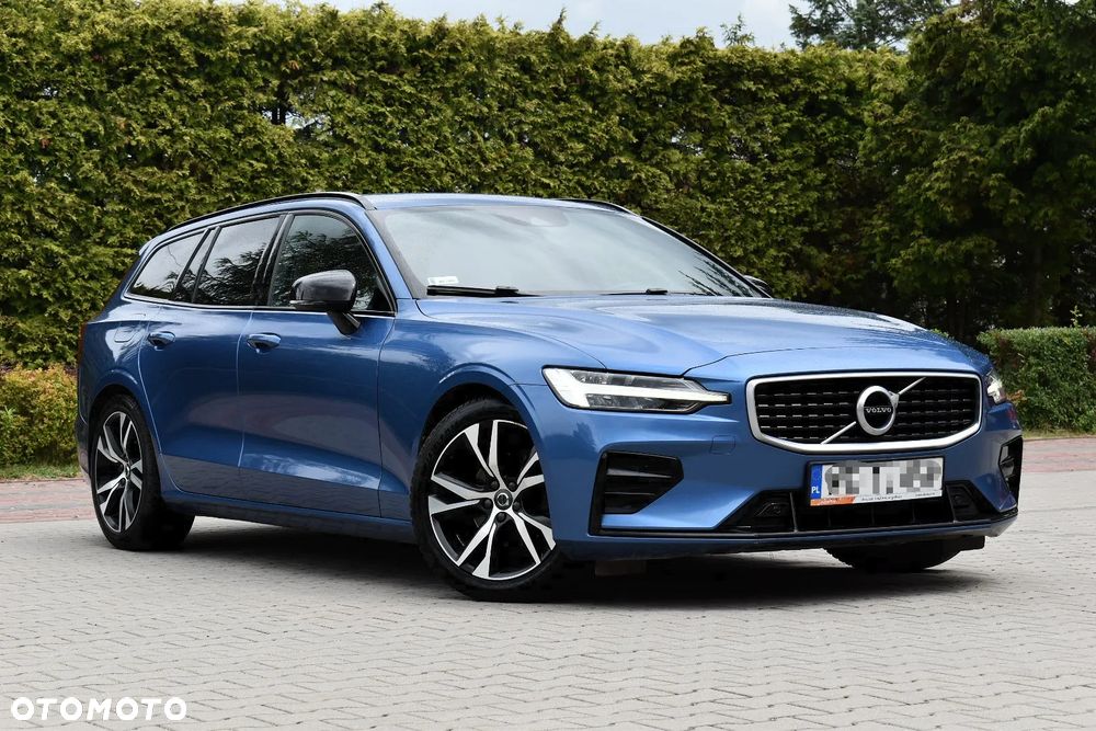 Volvo V60 D3 R-Design - 1