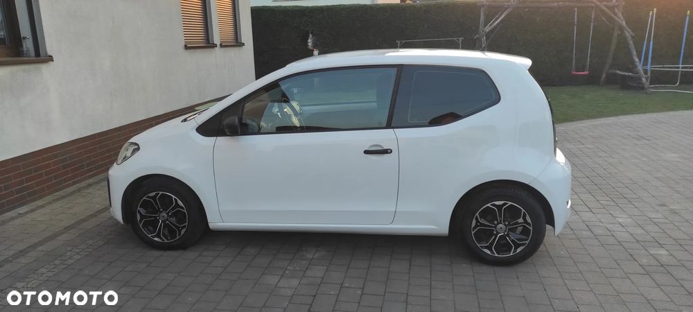 Volkswagen up! beats - 12