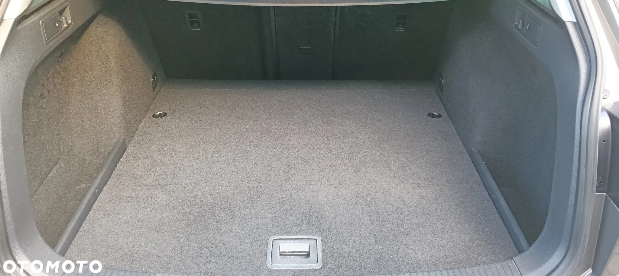 Volkswagen Golf 2.0 BlueTDI Highline - 31