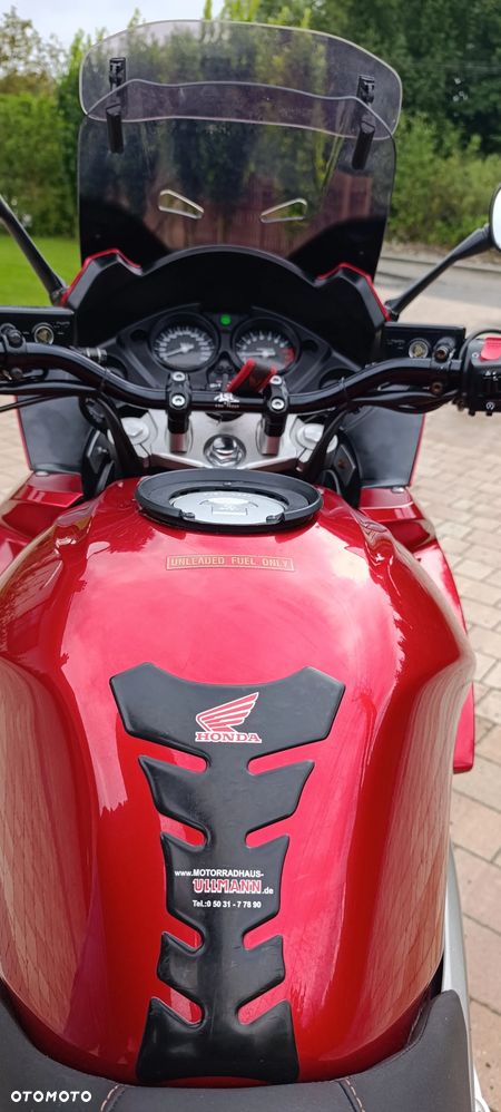 Honda CBF - 10