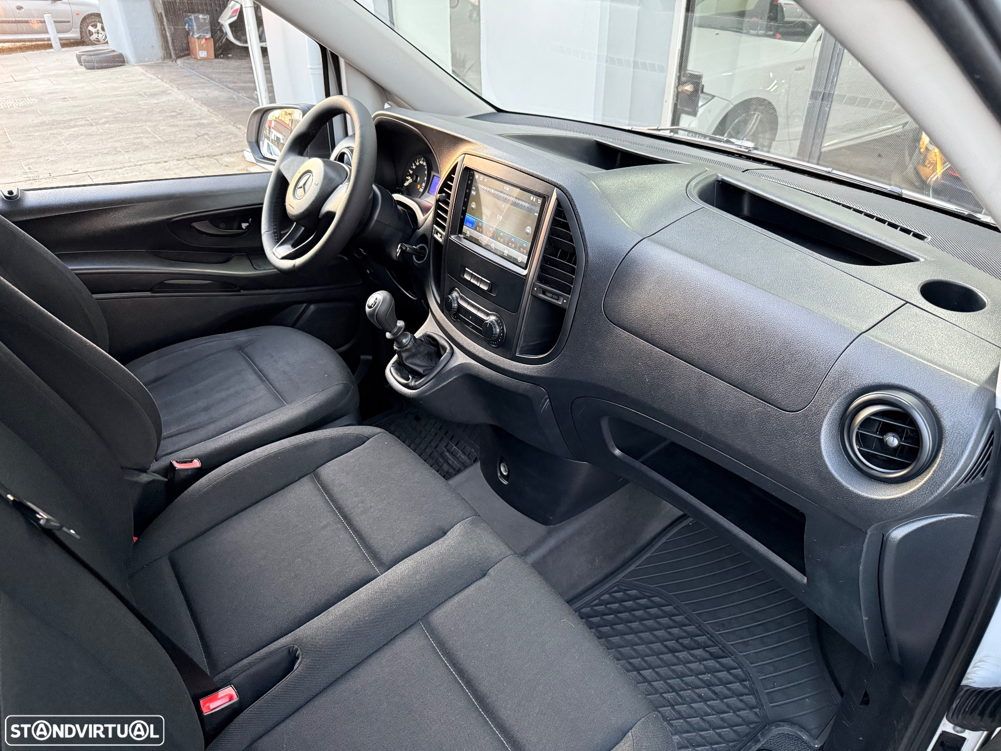 Mercedes-Benz Vito - 16