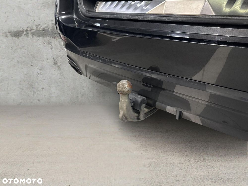 BMW Seria 5 530e xDrive M Sport sport - 19