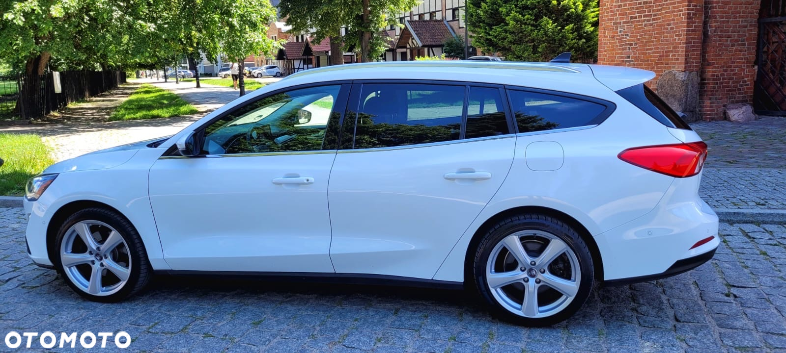 Ford Focus 1.0 EcoBoost Active - 13
