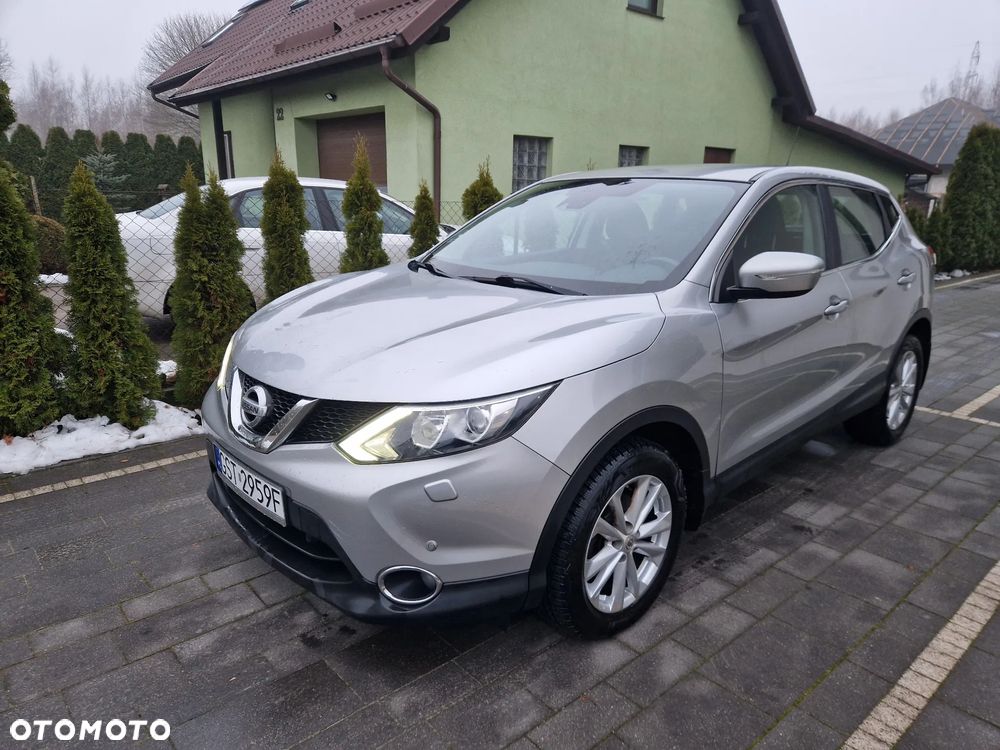 Nissan Qashqai - 1