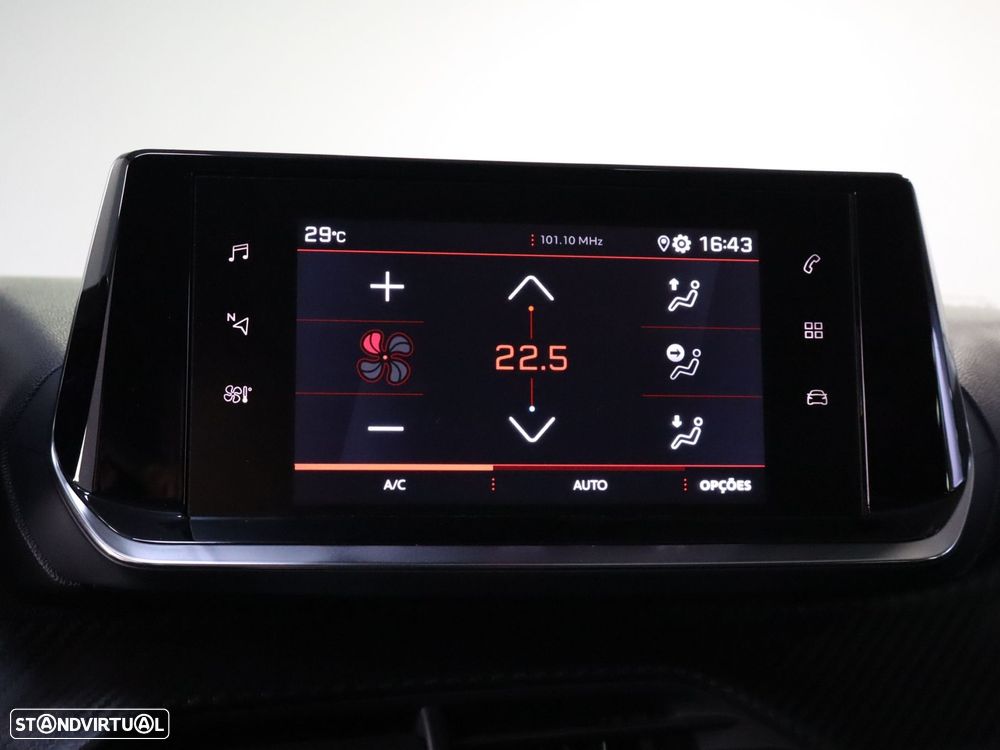 Peugeot 2008 1.2 PureTech Allure - 15