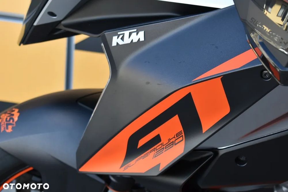 KTM Super Duke - 21