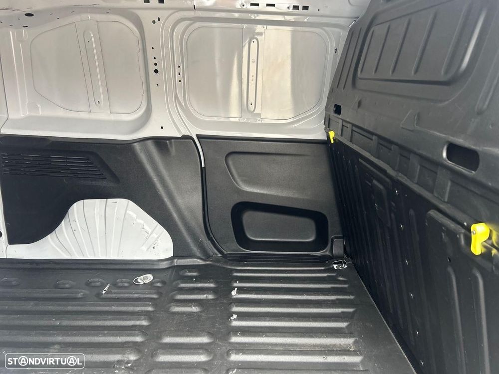 Toyota Proace - 13
