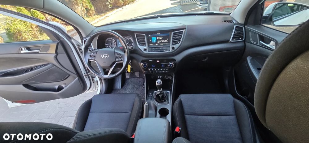 Hyundai Tucson blue 1.6 GDi 2WD Passion - 37