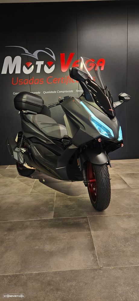 Honda Forza 125 Special Edition - 2