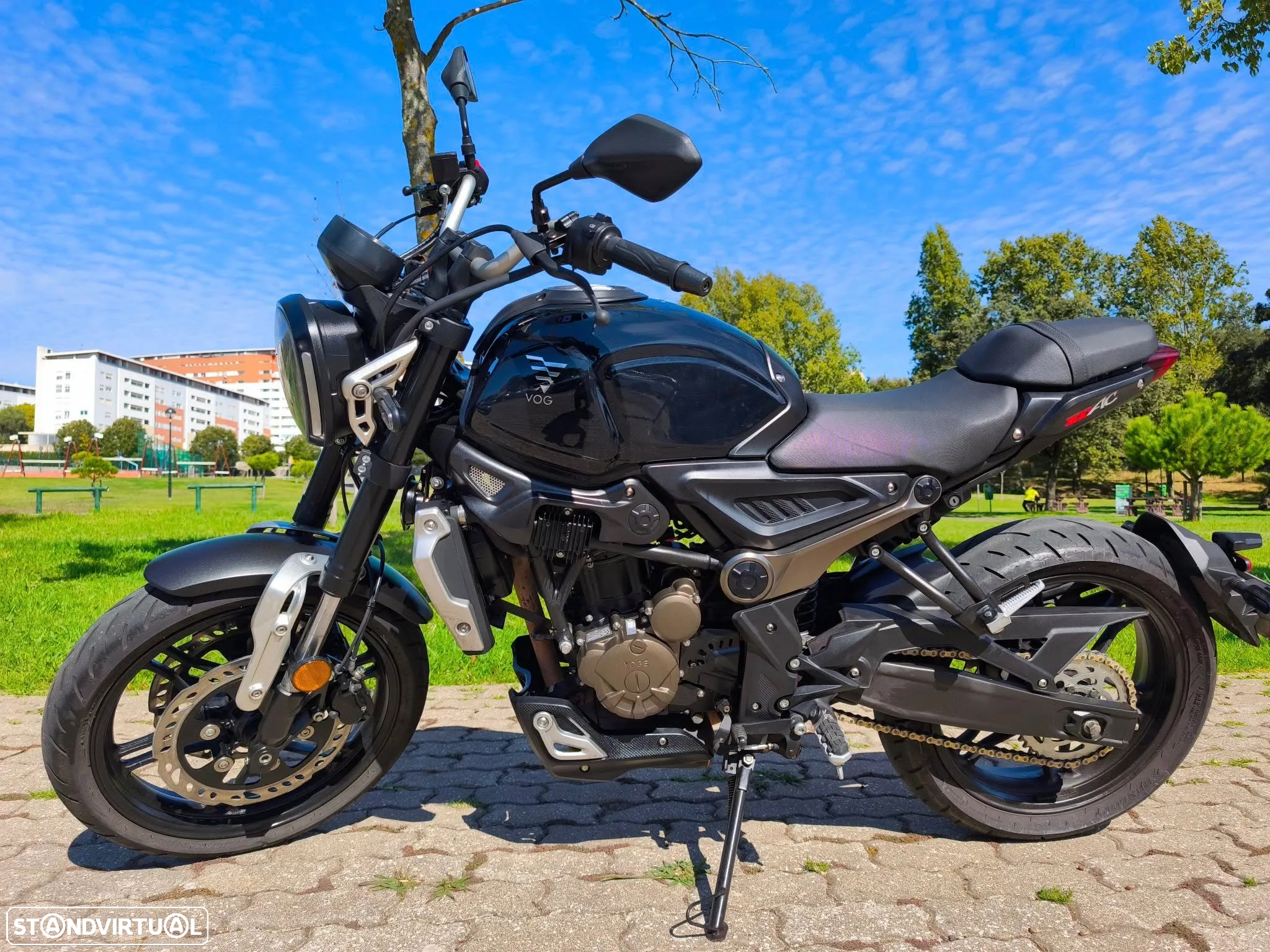 Voge 300AC - 2