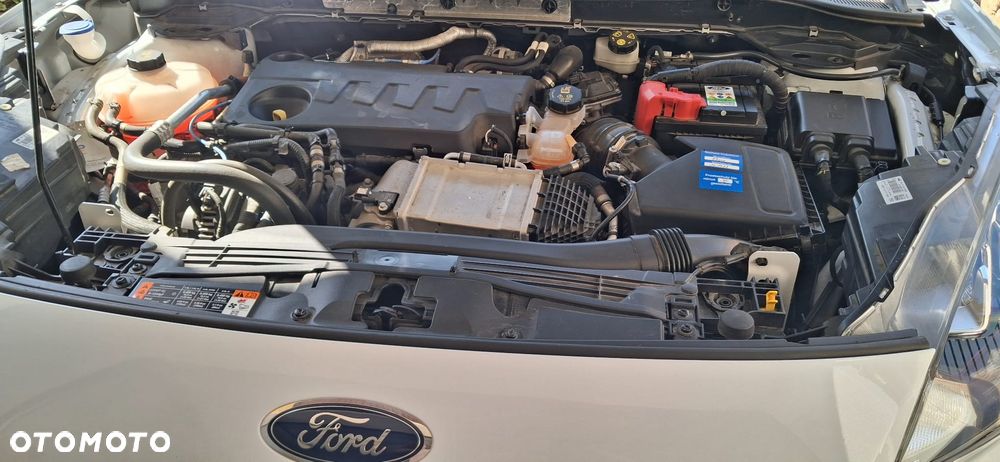 Ford Kuga 2.0 EcoBlue mHEV FWD Titanium - 4