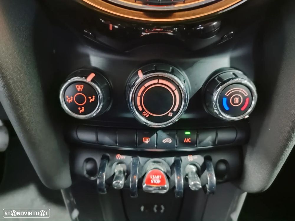 MINI 3 Portas One D - 27