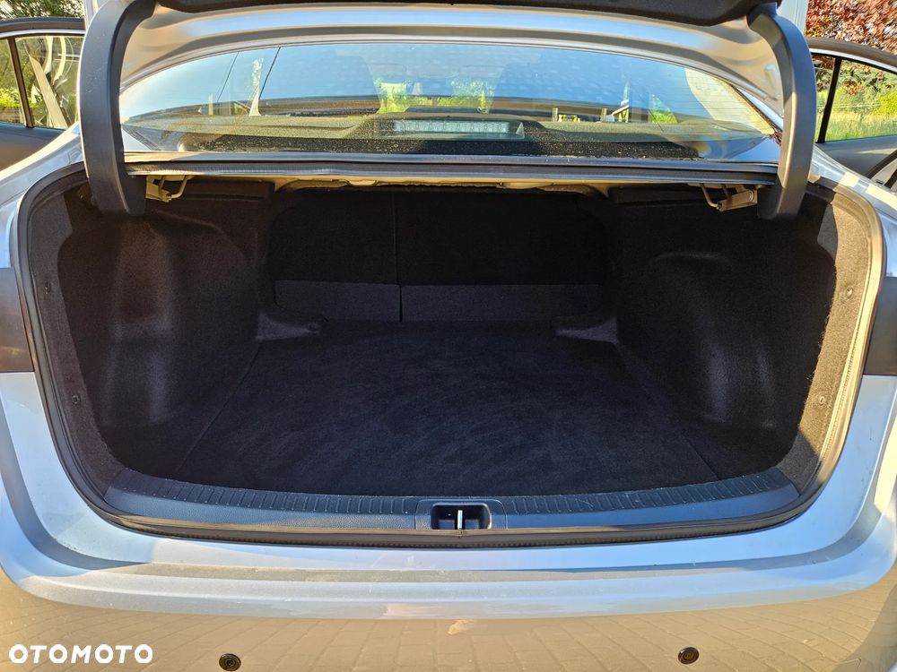 Toyota Corolla 1.5 Comfort - 23