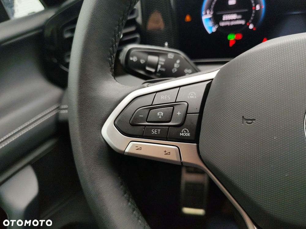Volkswagen Tiguan 2.0 TDI Life DSG - 24