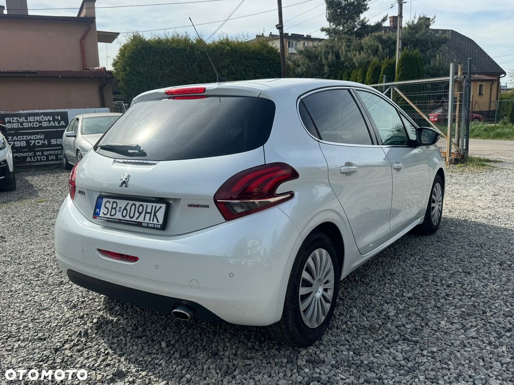Peugeot 208 PureTech 110 Stop & Start Allure - 7