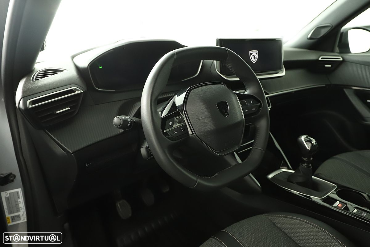 Peugeot 2008 1.2 PureTech Allure - 7