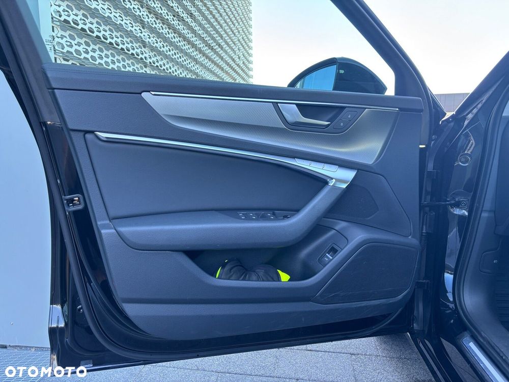Audi A6 Avant - 10
