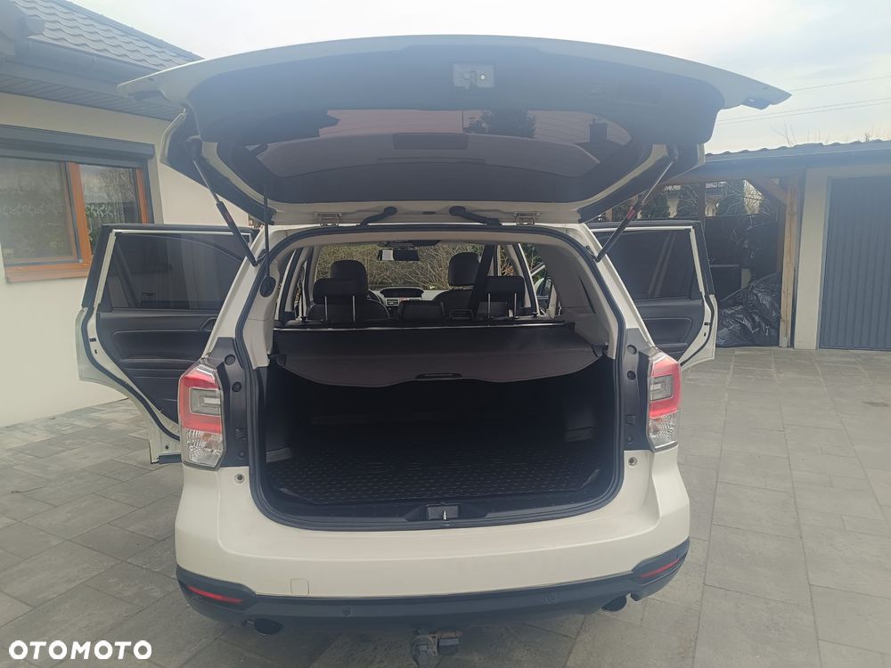 Subaru Forester 2.0 XT Sport Lineartronic - 13