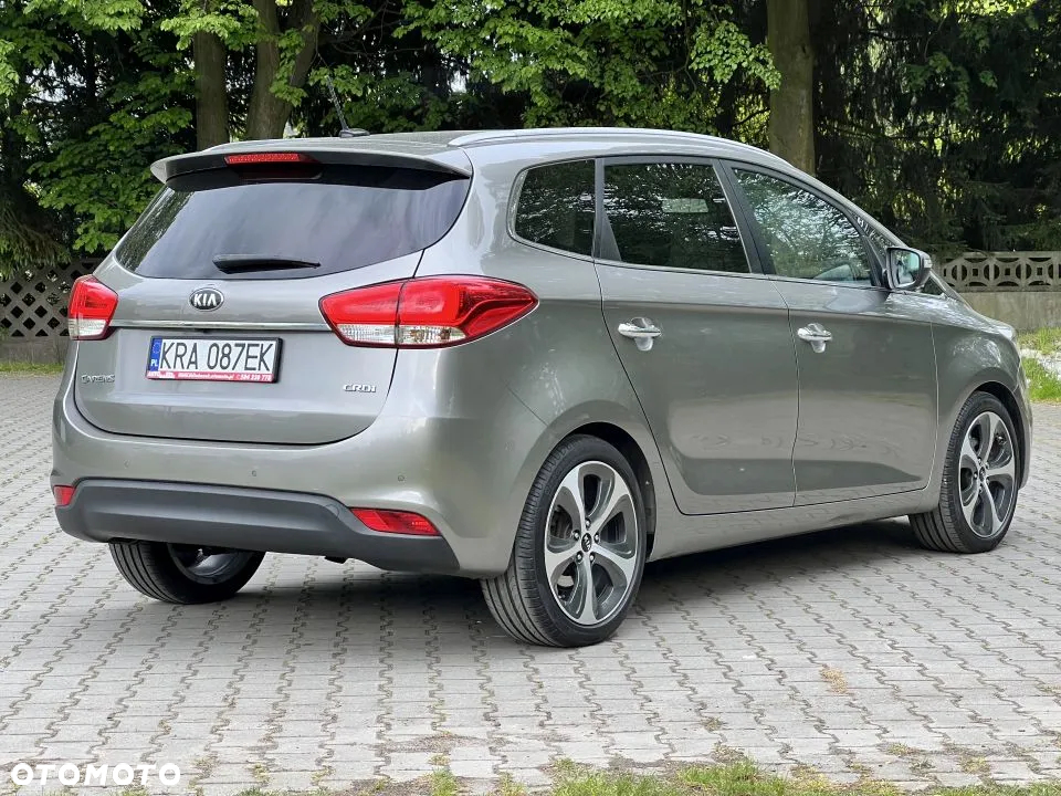 Kia Carens 1.7 CRDi XL 7os - 5