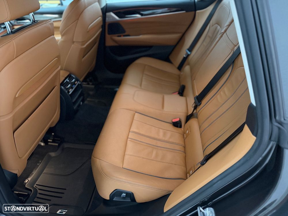 BMW 630 Gran Turismo d Line Luxury - 36