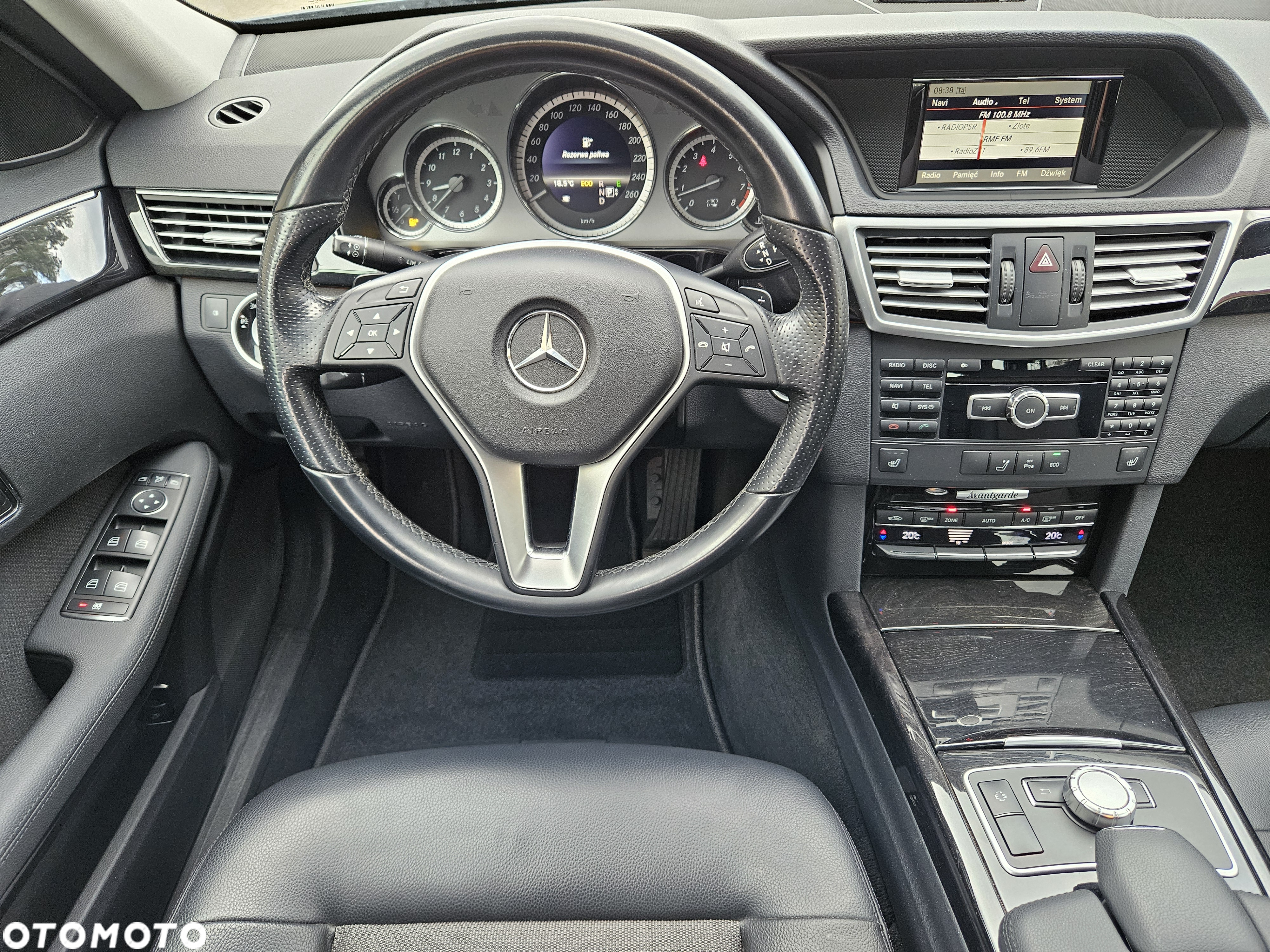 Mercedes-Benz Klasa E - 6