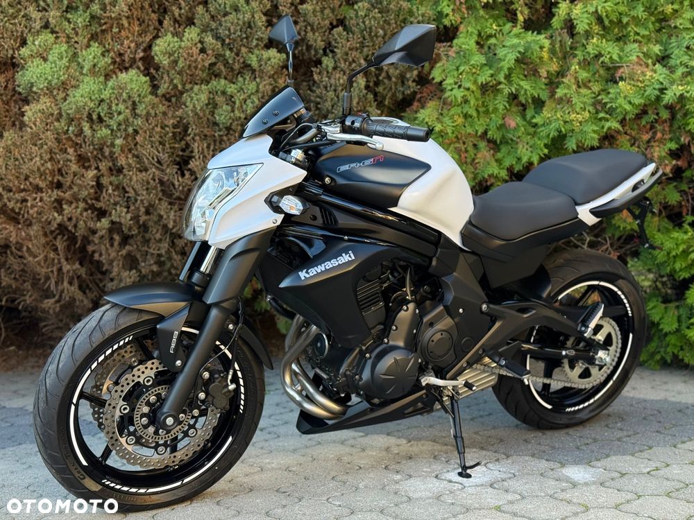Kawasaki ER - 7
