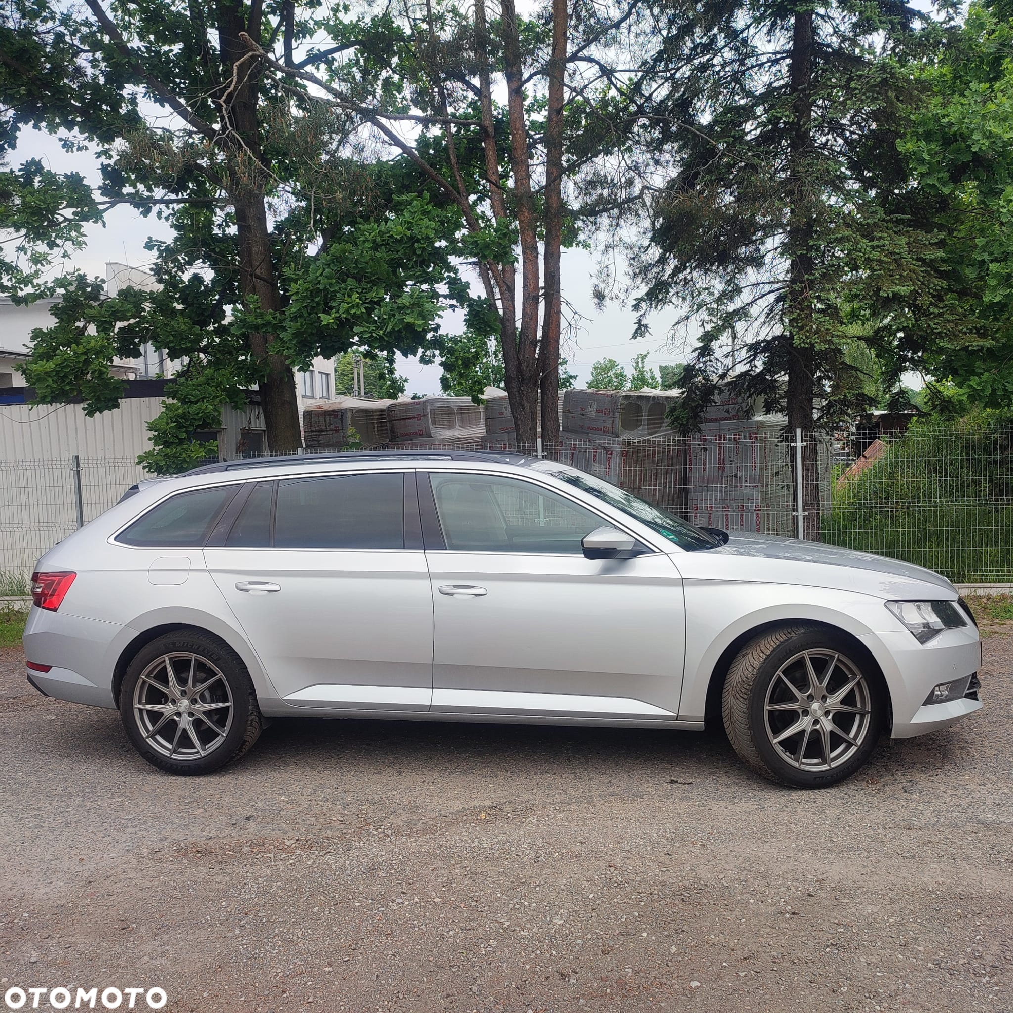Skoda Superb 2.0 TDI 4x4 Active DSG - 5