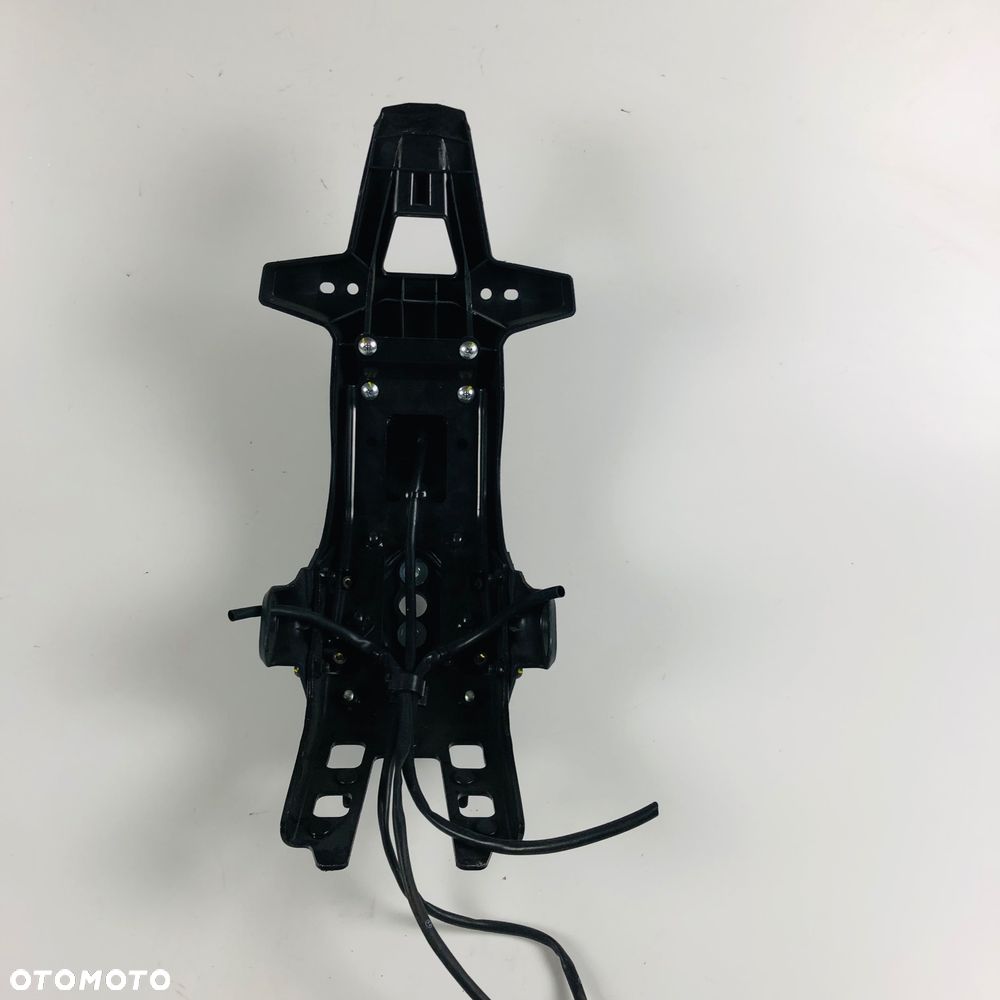 Yamaha XSR 900 mocowanie tablicy rejestracyjnej - 7